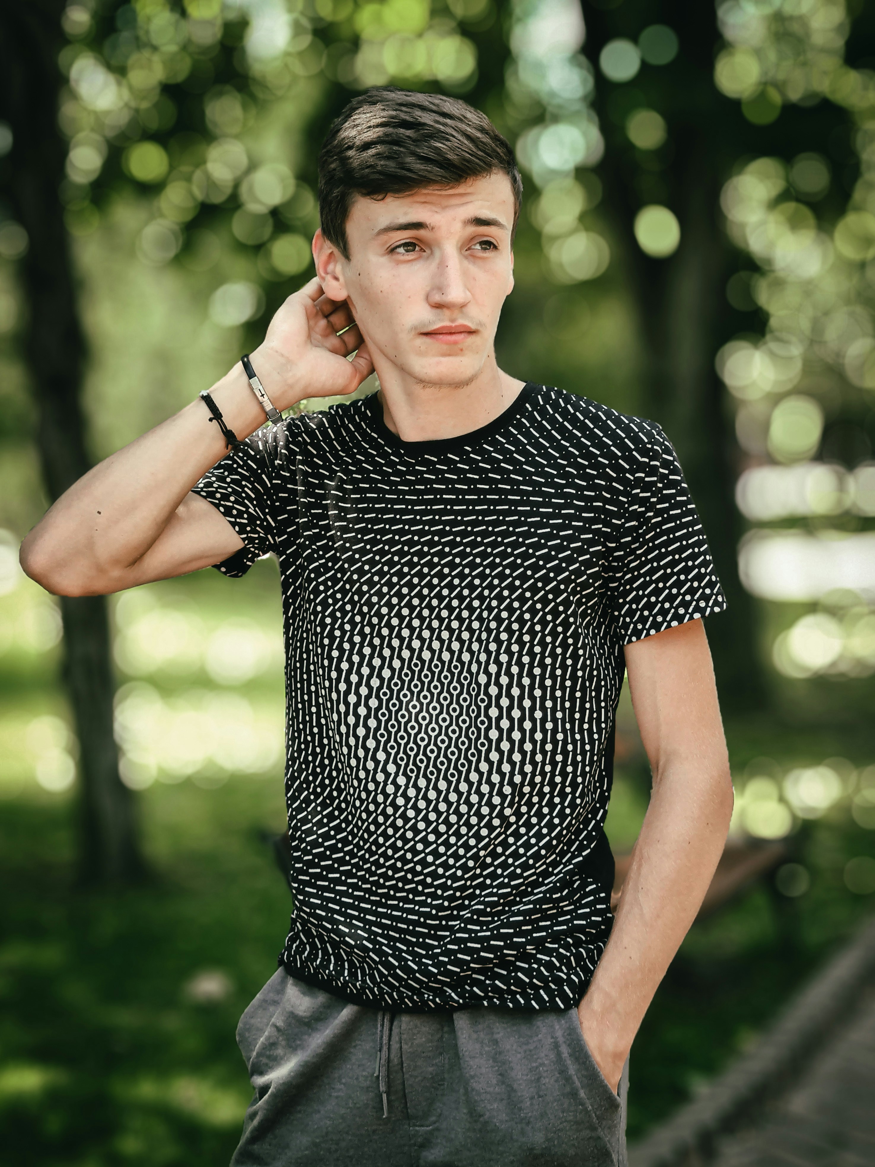 企业宣传片纪录感镜头案例